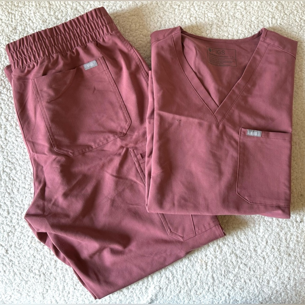FIGS Scrubs Set in Mauve